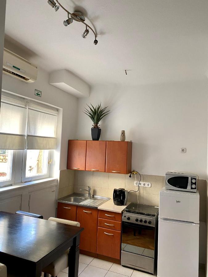 Studio Apartman Thalia Ζάγκρεμπ Εξωτερικό φωτογραφία