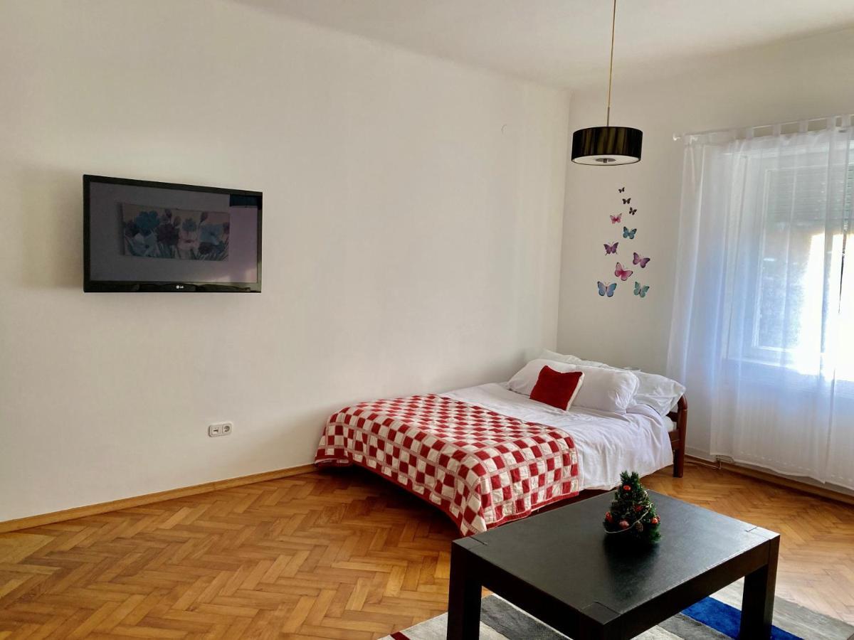 Studio Apartman Thalia Ζάγκρεμπ Εξωτερικό φωτογραφία